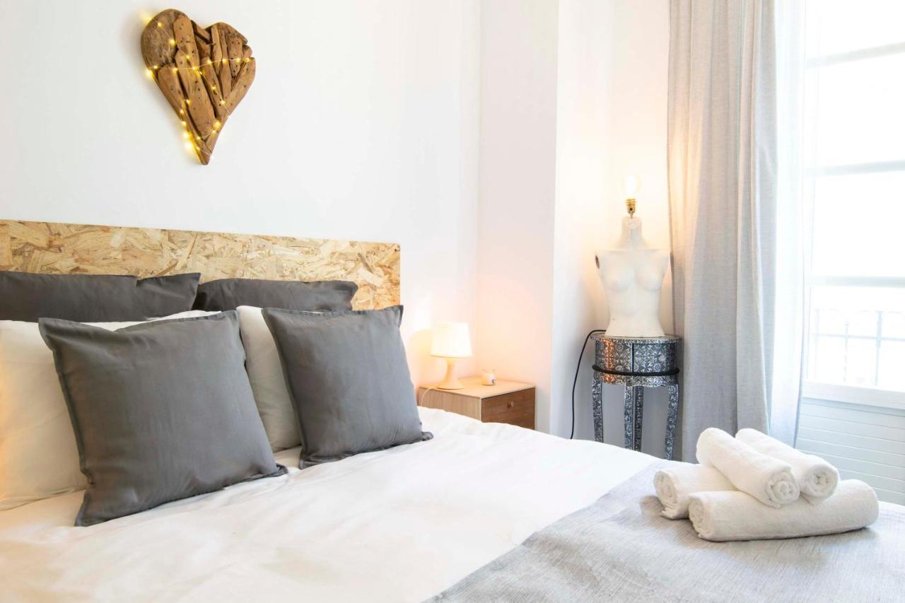 P&P Apartaments Pena Málaga Dış mekan fotoğraf