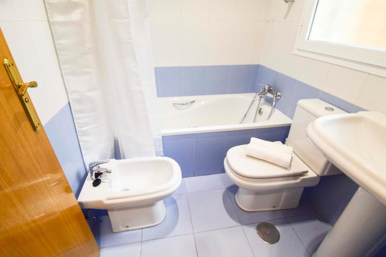 P&P Apartaments Pena Málaga Dış mekan fotoğraf